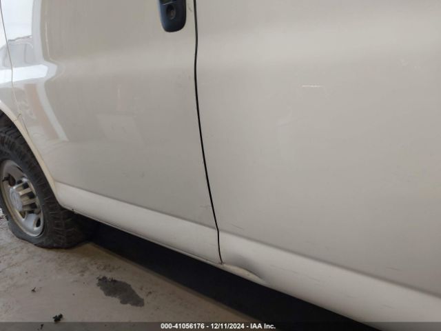 1GCWGAFF8H1209855 Chevrolet Express 2500 Work Van