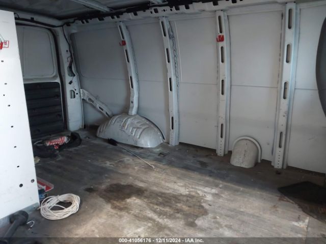 1GCWGAFF8H1209855 Chevrolet Express 2500 Work Van