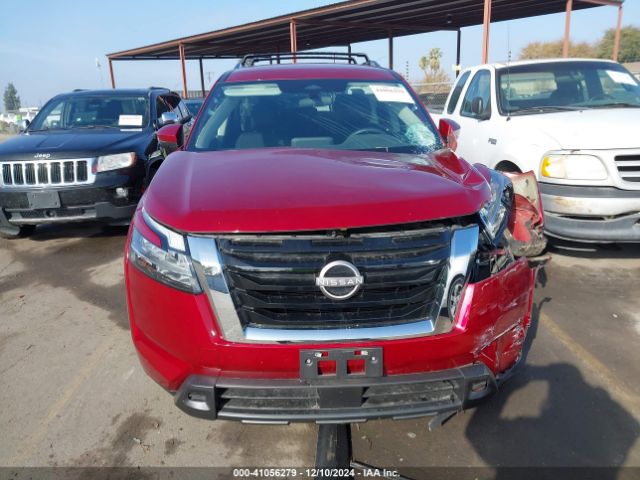 5N1DR3BA8NC241496 Nissan Pathfinder Sv 2wd