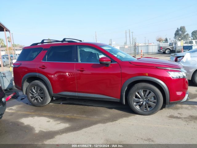 5N1DR3BA8NC241496 Nissan Pathfinder Sv 2wd