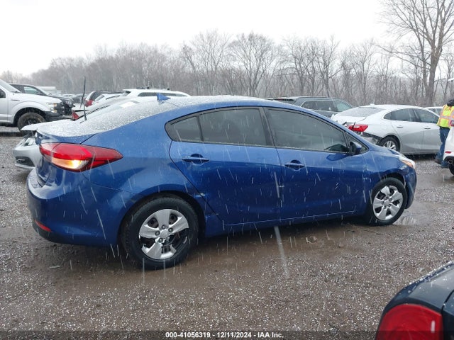 KIA FORTE LX 2017 3KPFK4A75HE036728 Image 13
