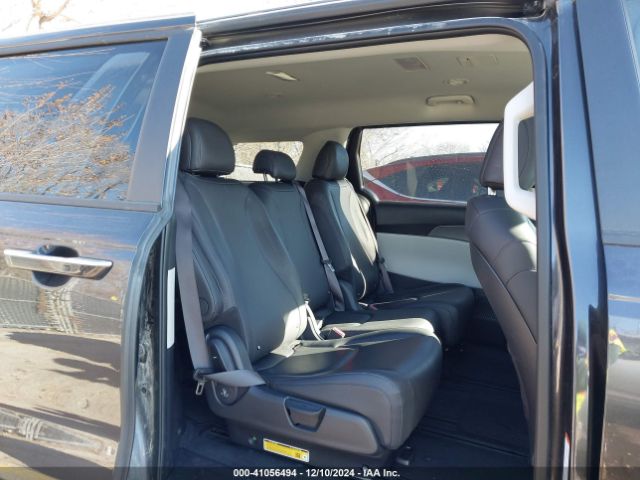 KNDNB4H35R6424323 KIA Carnival Mpv Lx Seat Package