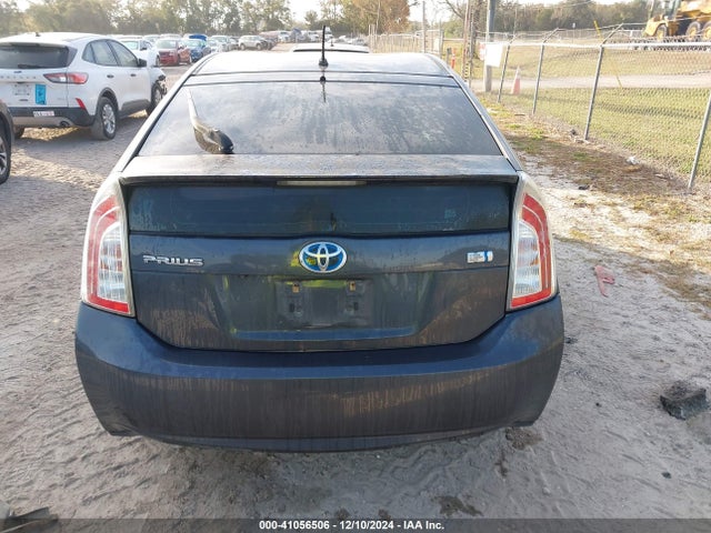 Toyota Prius Two 2015 JTDKN3DU2F0452386 Image 16