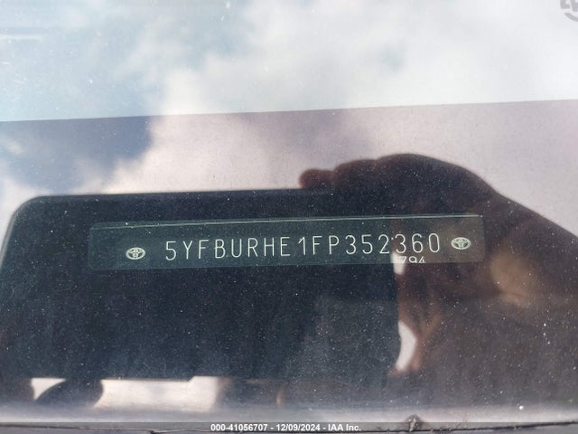 Toyota Corolla S Plus 2015 5YFBURHE1FP352360 Image 17