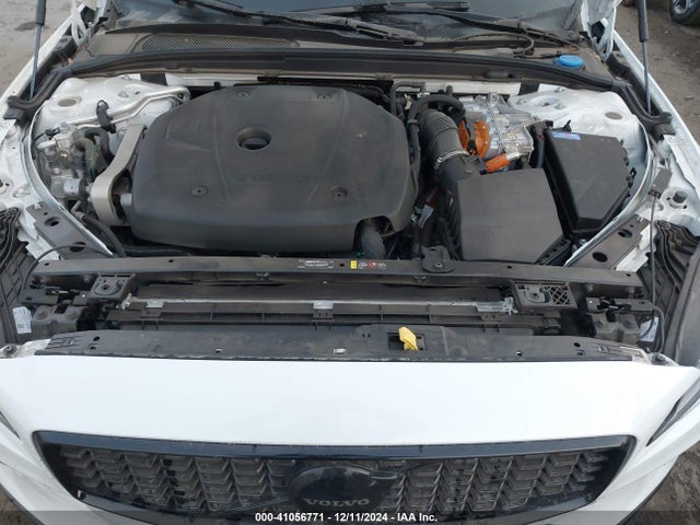 7JRH60FJXRG297334 Volvo S60 Recharge Plug-in Hybrid T8 Ultimate Black Edition