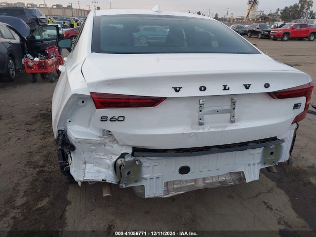 7JRH60FJXRG297334 Volvo S60 Recharge Plug-in Hybrid T8 Ultimate Black Edition