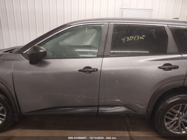 5N1AT3AB1MC830757 Nissan Rogue S Intelligent Awd