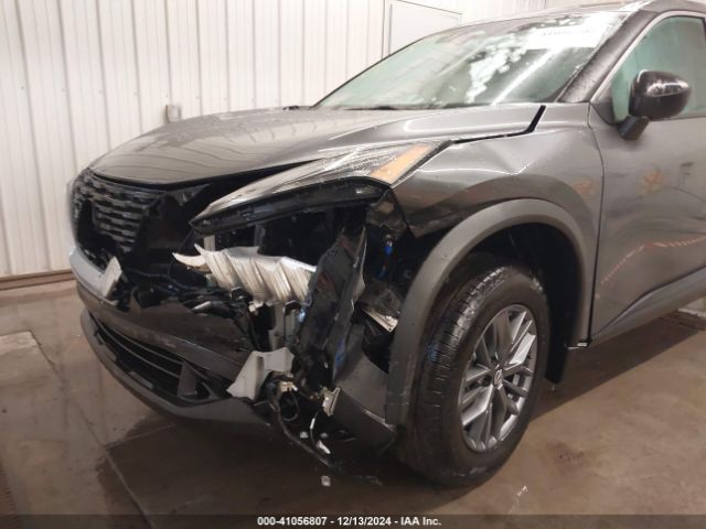 5N1AT3AB1MC830757 Nissan Rogue S Intelligent Awd