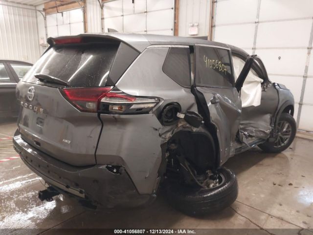 5N1AT3AB1MC830757 Nissan Rogue S Intelligent Awd