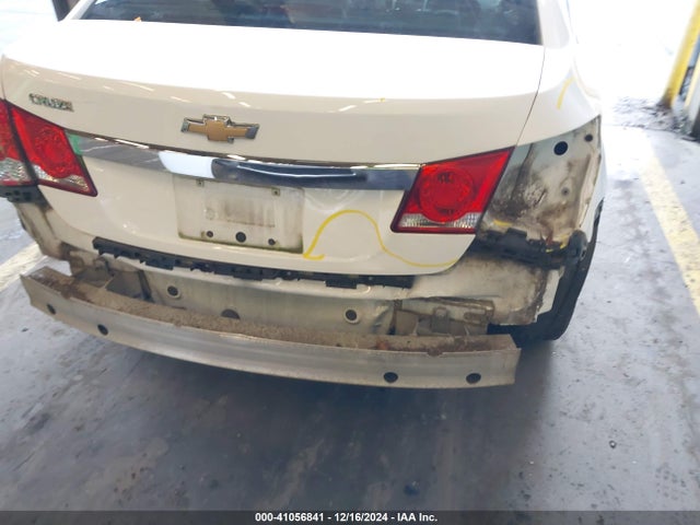 Chevrolet Cruze Ls Auto 2015 1G1PA5SGXF7119332 Image 14