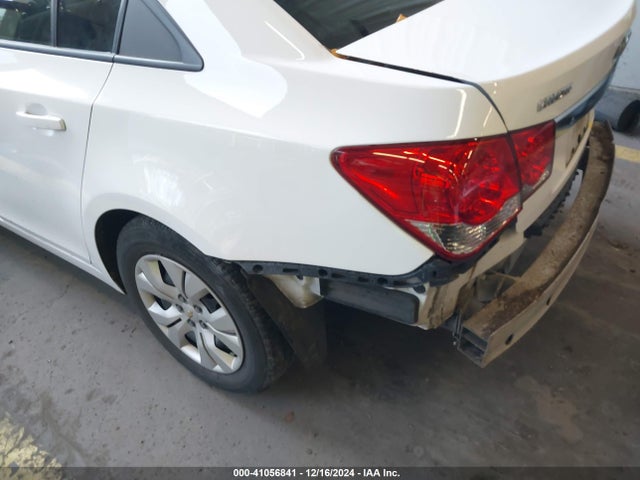 Chevrolet Cruze Ls Auto 2015 1G1PA5SGXF7119332 Image 17