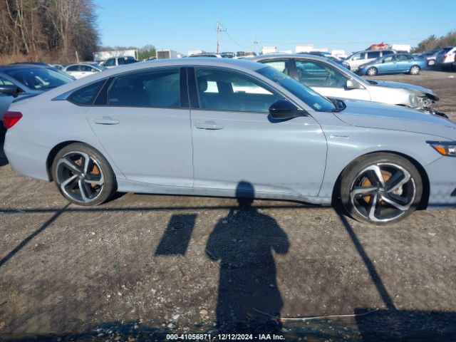 1HGCV3F27NA030091 Honda Accord Hybrid Sport