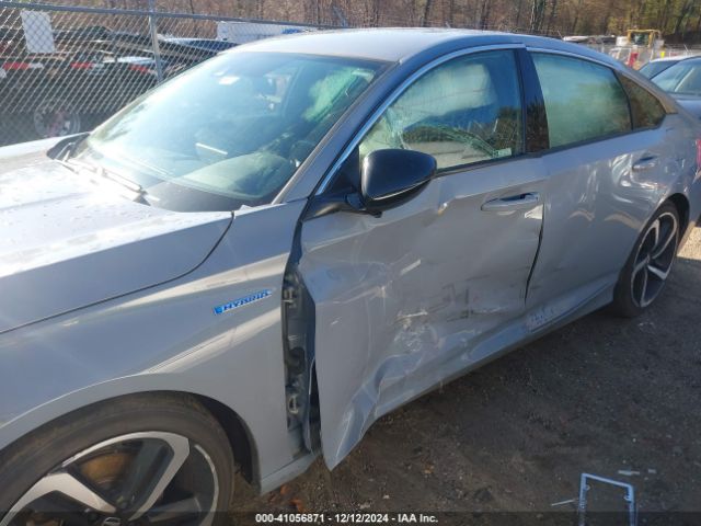1HGCV3F27NA030091 Honda Accord Hybrid Sport