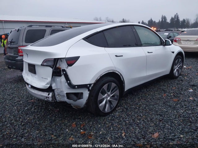 2020 TESLA MODEL Y 5YJYGDEE9LF006282 Photo 3
