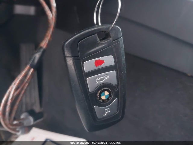 BMW 320i 2018 WBA8A9C53JK623143 Image 11