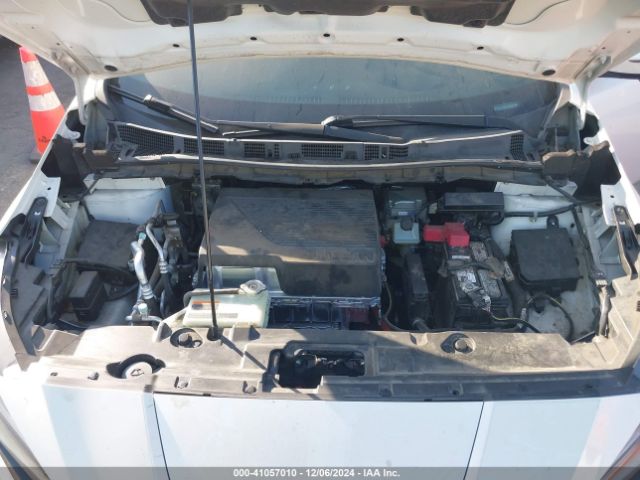 1N4AZ1CP7JC305204 Nissan Leaf Sl