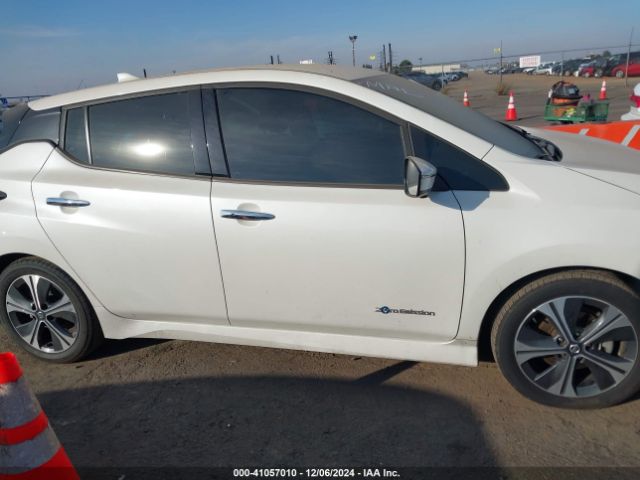 1N4AZ1CP7JC305204 Nissan Leaf Sl