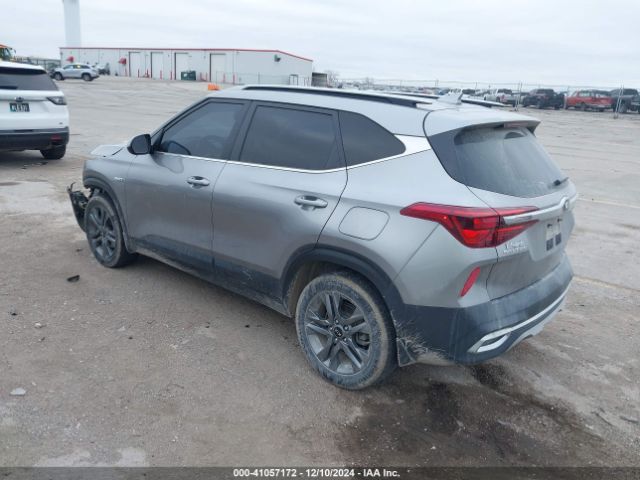 KNDEUCAA8M7067414 KIA SELTOS S