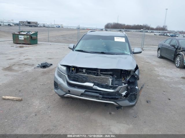 KNDEUCAA8M7067414 KIA SELTOS S