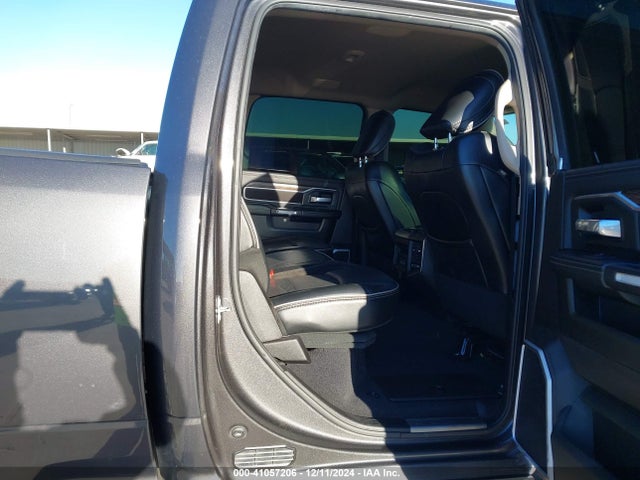 3C6UR5FL3KG635161 RAM 2500 Laramie  4x4 6'4 Box
