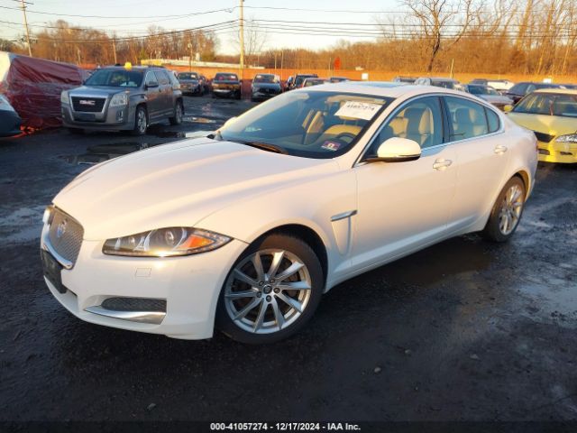 2013 JAGUAR XF SAJWA0ES3DPS66130 Photo 1