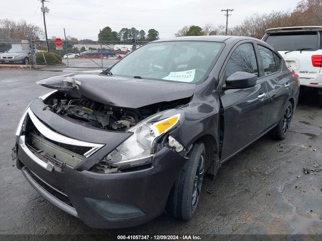 3N1CN7AP5FL877374 Nissan Versa 1.6 Sv