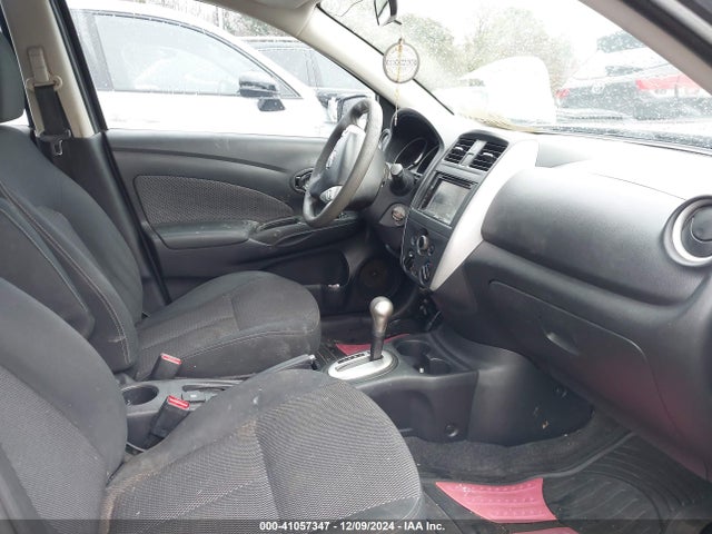 3N1CN7AP5FL877374 Nissan Versa 1.6 Sv