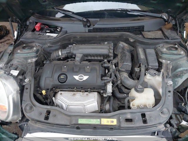 2011 MINI COOPER WMWSU3C51BTX96357 Photo 9