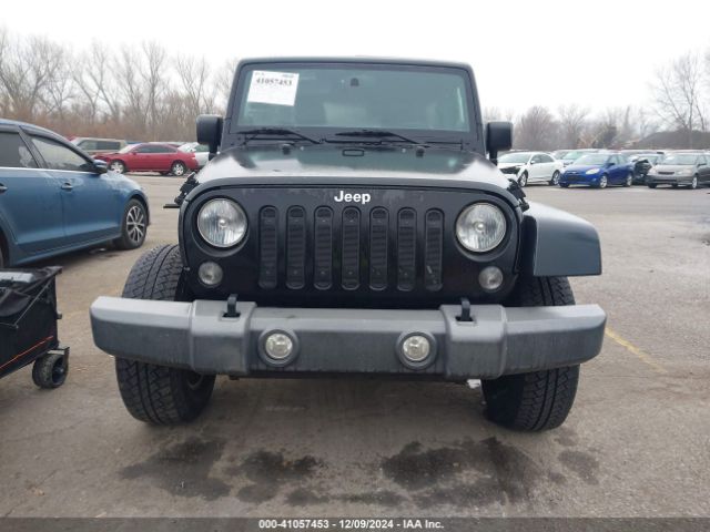 1C4BJWEG7EL252011 Jeep Wrangler Unlimited Sahara