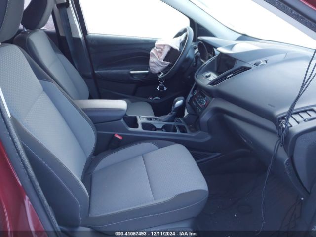 1FMCU9GD2KUC55903 Ford ESCAPE SE