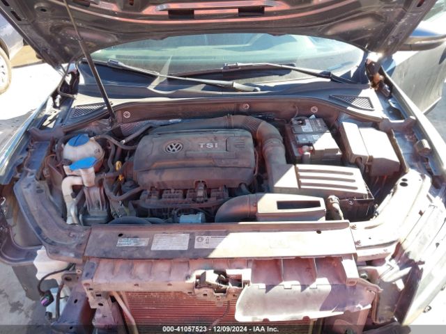 1VWGT7A39HC066335 Volkswagen Passat 1.8t Se