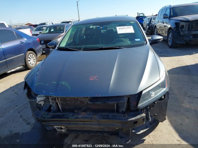1VWGT7A39HC066335 Volkswagen Passat 1.8t Se