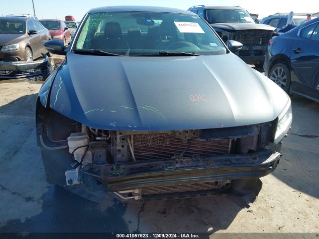 1VWGT7A39HC066335 Volkswagen Passat 1.8t Se