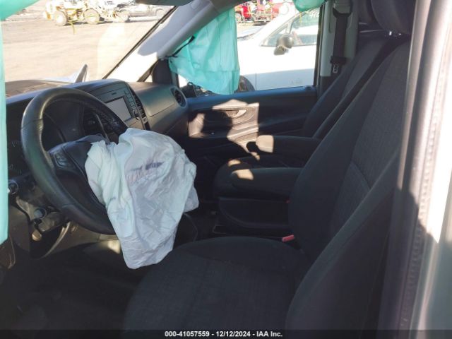 2019 MERCEDES-BENZ METRIS WD3PG3EA8K3506779 Photo 4