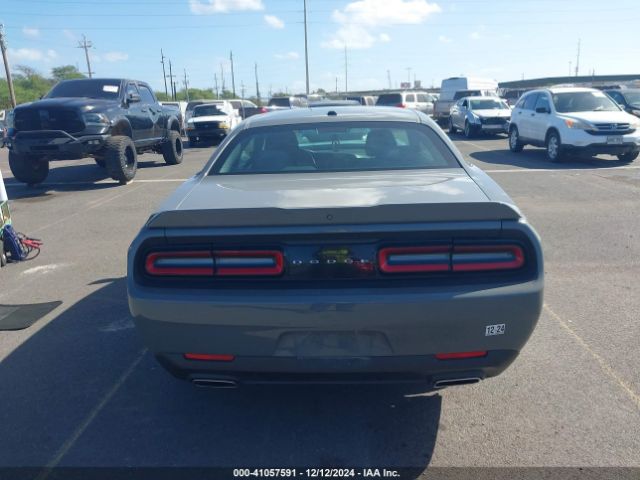 2C3CDZAGXKH714562 Dodge Challenger Sxt