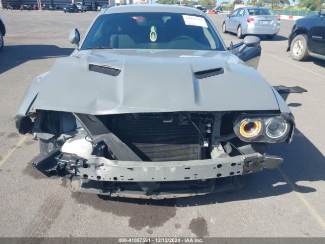 2C3CDZAGXKH714562 Dodge Challenger Sxt