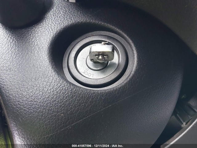 Nissan ROGUE S 2017 KNMAT2MV0HP549083 Image 11