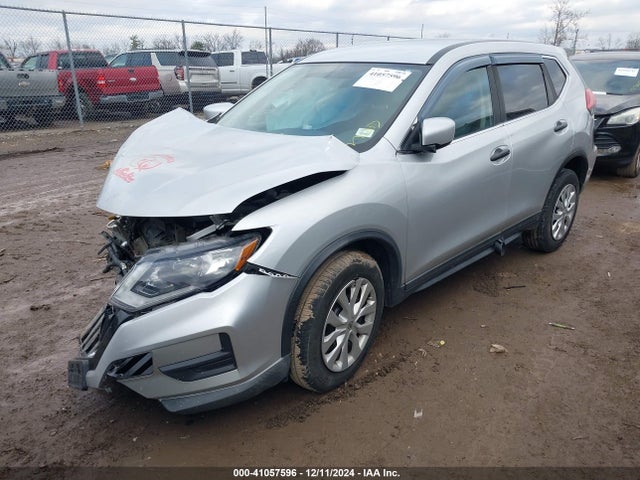 Nissan ROGUE S 2017 KNMAT2MV0HP549083 Image 2
