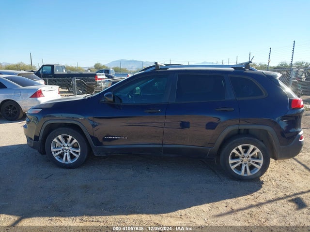1C4PJLAB9FW695078 Jeep Cherokee Sport