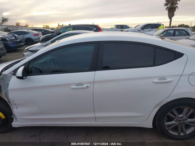5NPD84LF8HH177721 Hyundai ELANTRA SE