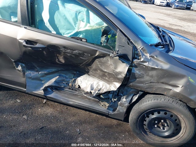 Toyota COROLLA LE 2018 2T1BURHE1JC030195 Image 6