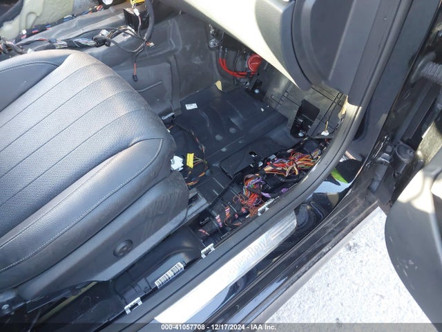 WDDZF4KB1HA231822 Mercedes-Benz E 300 4matic