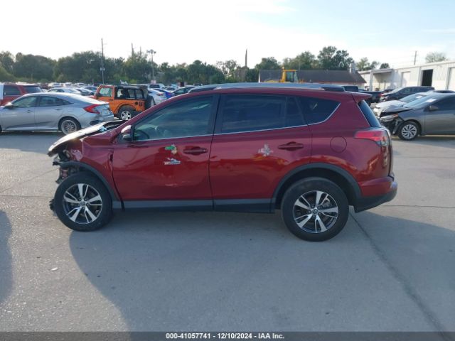 2T3WFREV2JW506136 Toyota Rav4 Adventure/xle