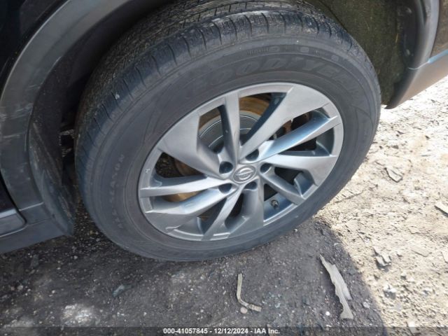 5N1AT2MV3FC842816 Nissan Rogue Sl
