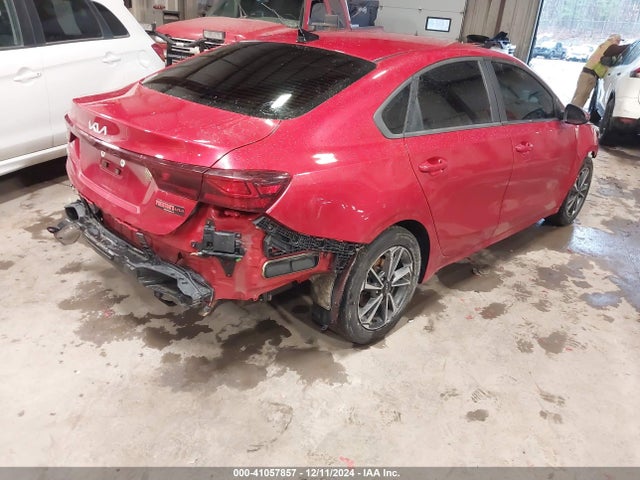 KIA Forte Lxs 2023 3KPF24AD6PE606126 Image 4