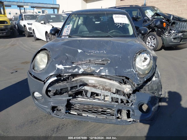 2017 MINI HARDTOP WMWXP7C57H2A45351 Photo 9