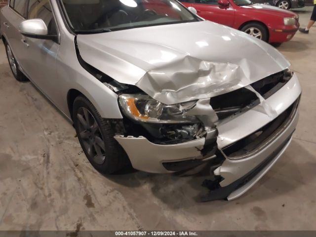 YV126MFKXG2391786 Volvo S60 T5 Drive-e Premier