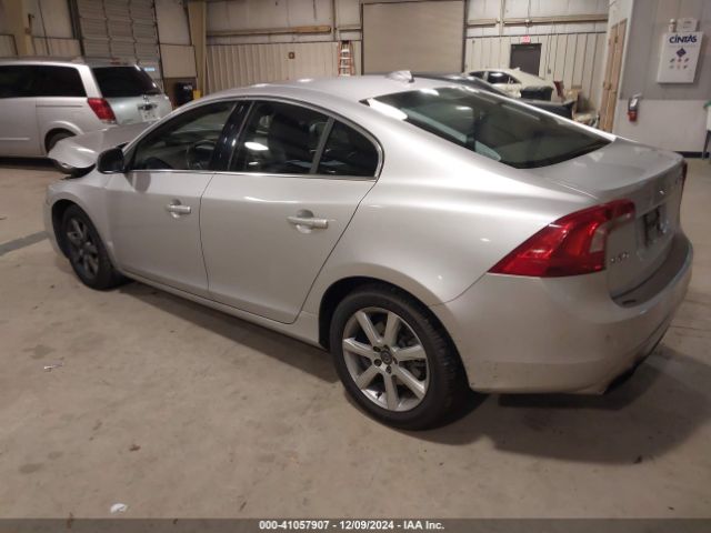 YV126MFKXG2391786 Volvo S60 T5 Drive-e Premier