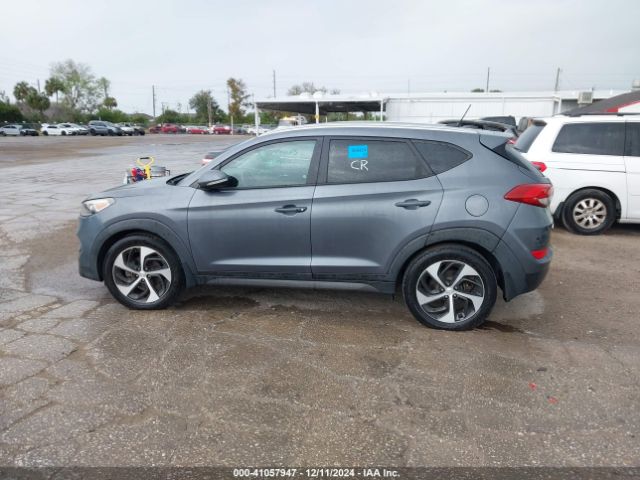 KM8J33A23GU084035 Hyundai Tucson Sport