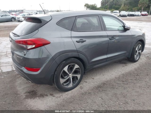 KM8J33A23GU084035 Hyundai Tucson Sport